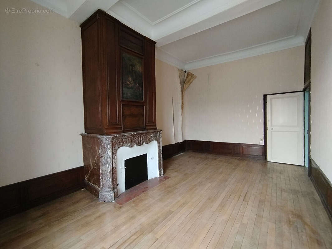 Appartement à GUISE