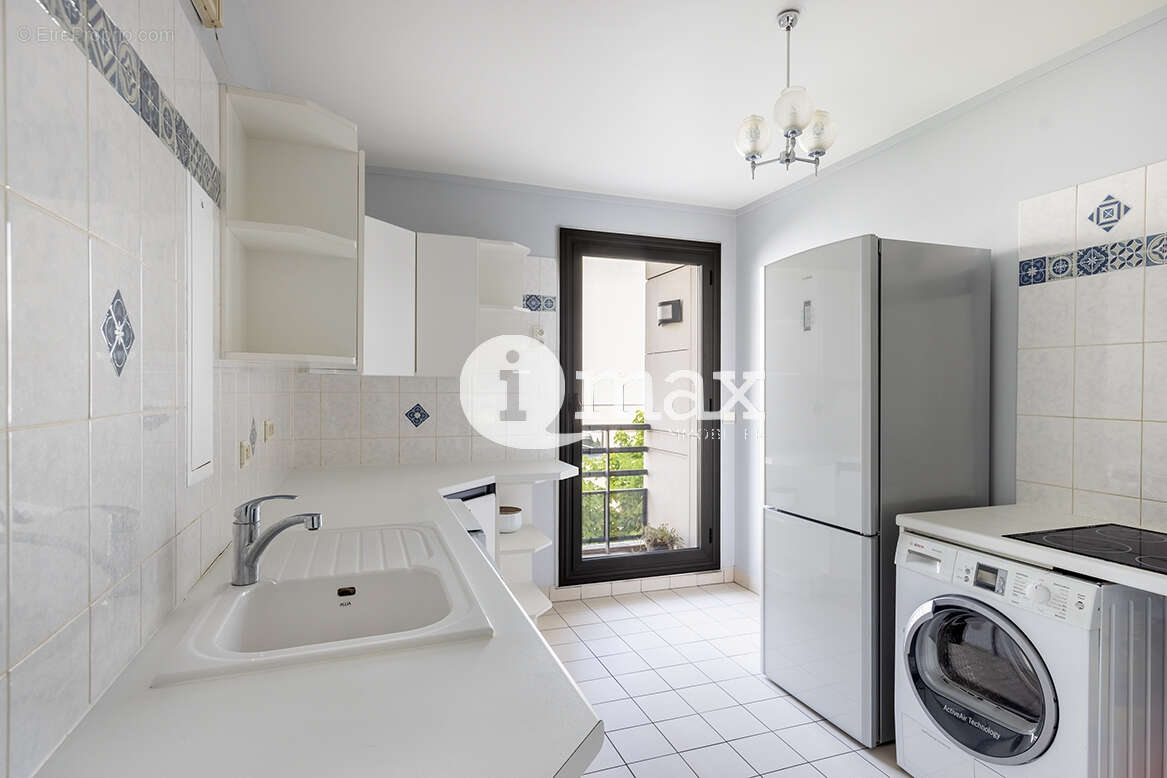 Appartement à LEVALLOIS-PERRET