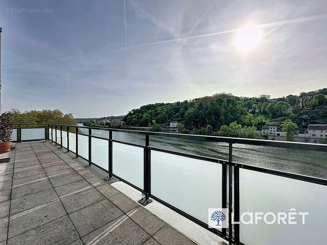 Appartement à LYON-9E