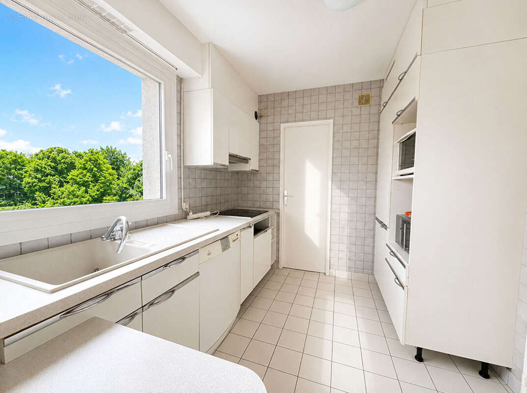 Appartement à VERRIERES-LE-BUISSON