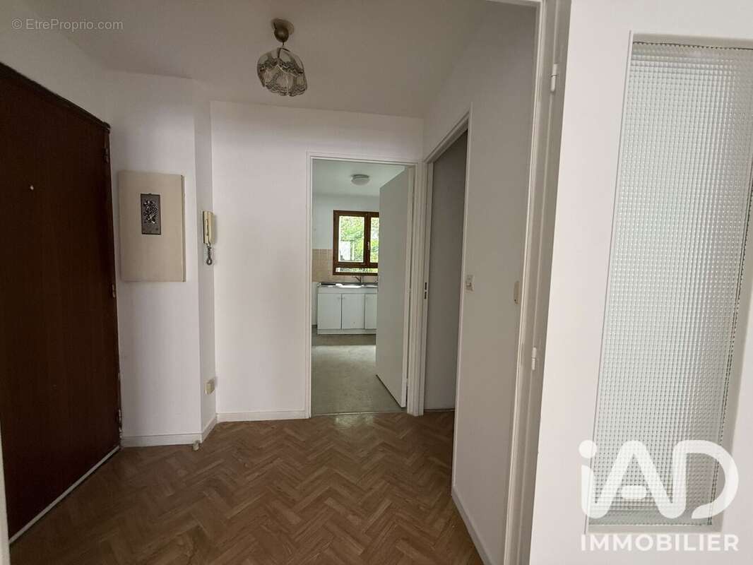 Appartement 62 m² à Montereau-Fault-Yonne  - photo 4