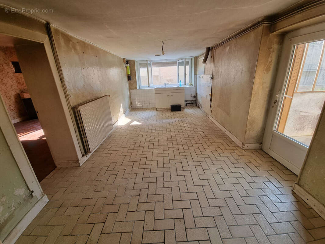 A vendre, PRECY, maison 2 chambres, jardin. - photo 4