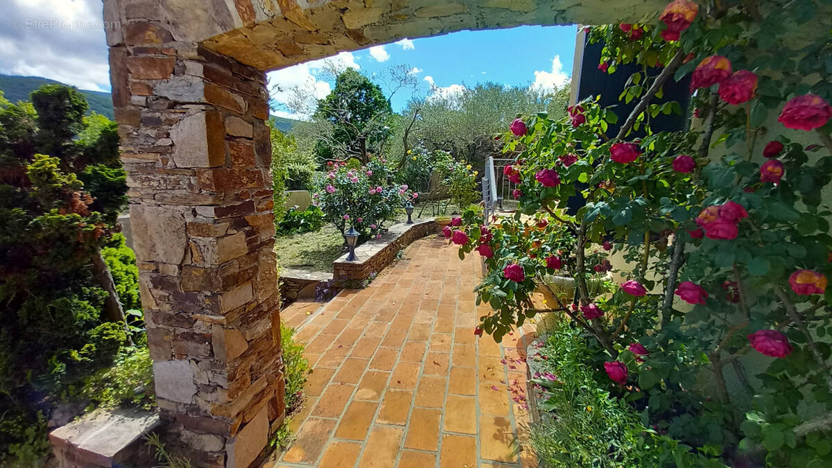 Maison à LE POUJOL-SUR-ORB