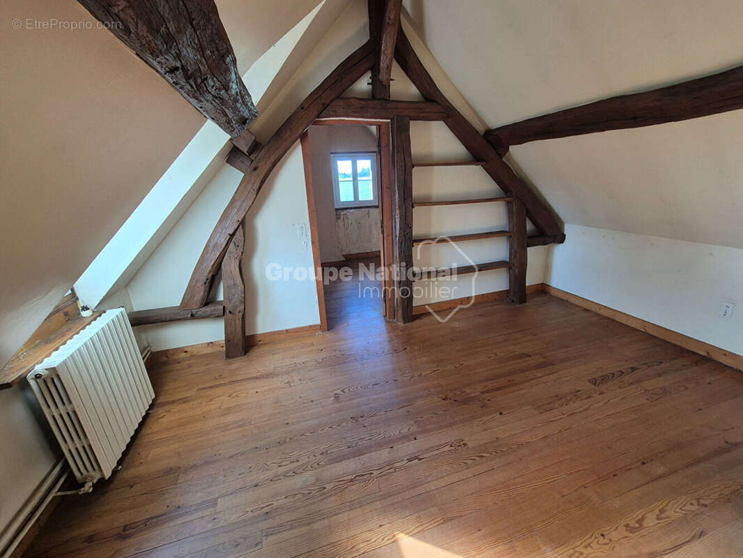 Maison à SAINT-CREPIN-IBOUVILLERS