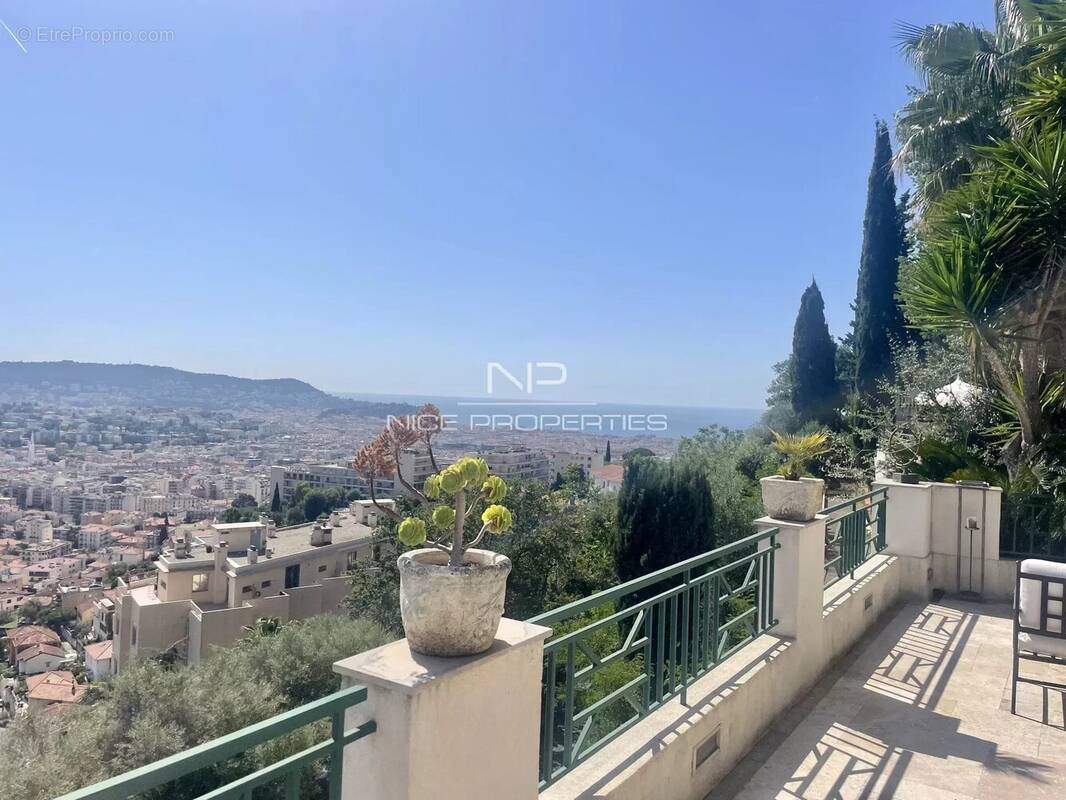 Superbe appartement -Villa style Art Déco,  terrasses, vue panoramique mer et ville - photo 8