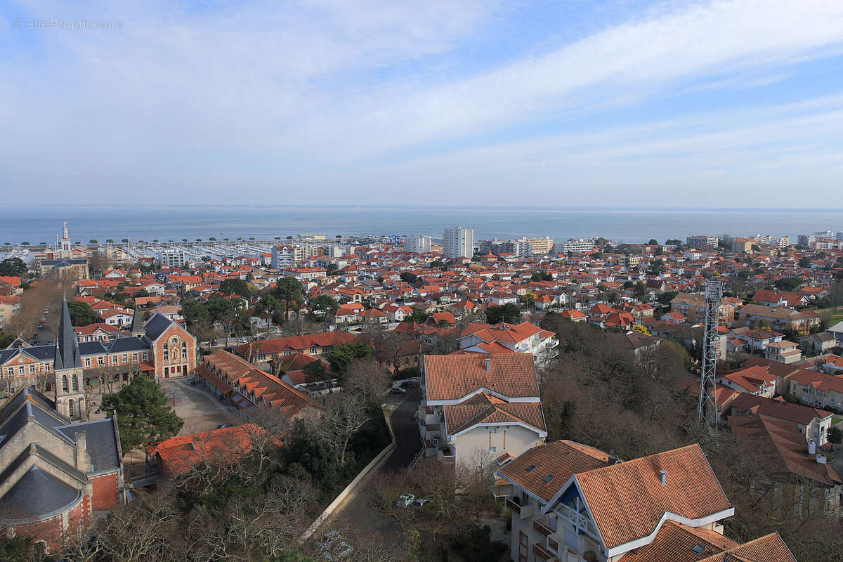 Apt - 4 pièces en étage élevé avec vue panoramique sur le Bassin d'Arcachon - photo 2