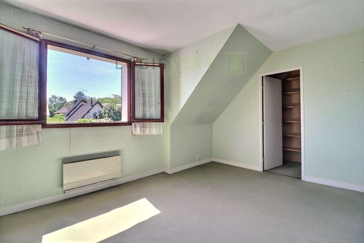 Maison à BIEVRES