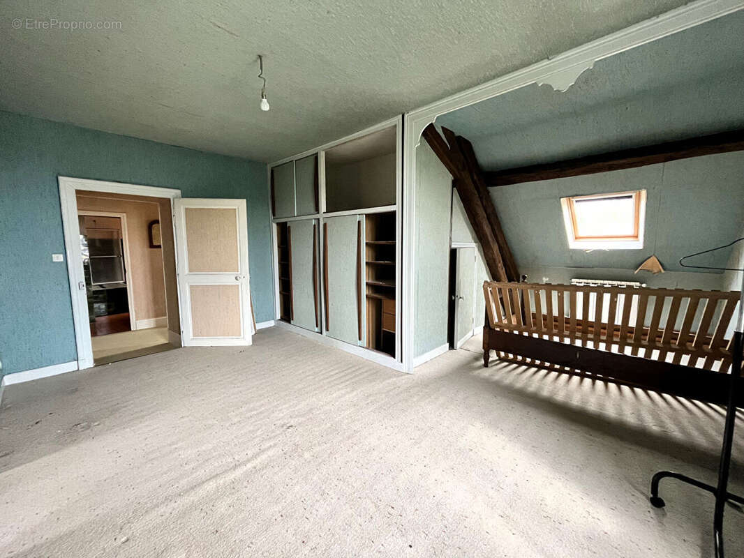 Maison à GROSSOUVRE