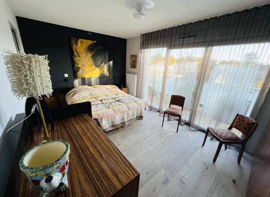 Appartement à MONS-EN-BAROEUL