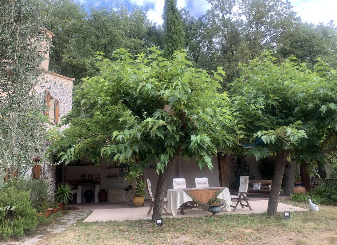 Maison à SAINT-VALLIER-DE-THIEY