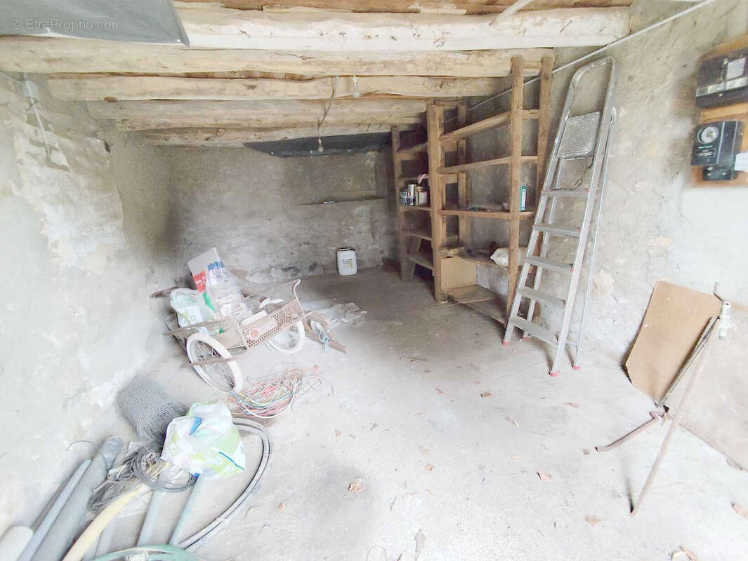 Maison à SAINT-VICTEUR