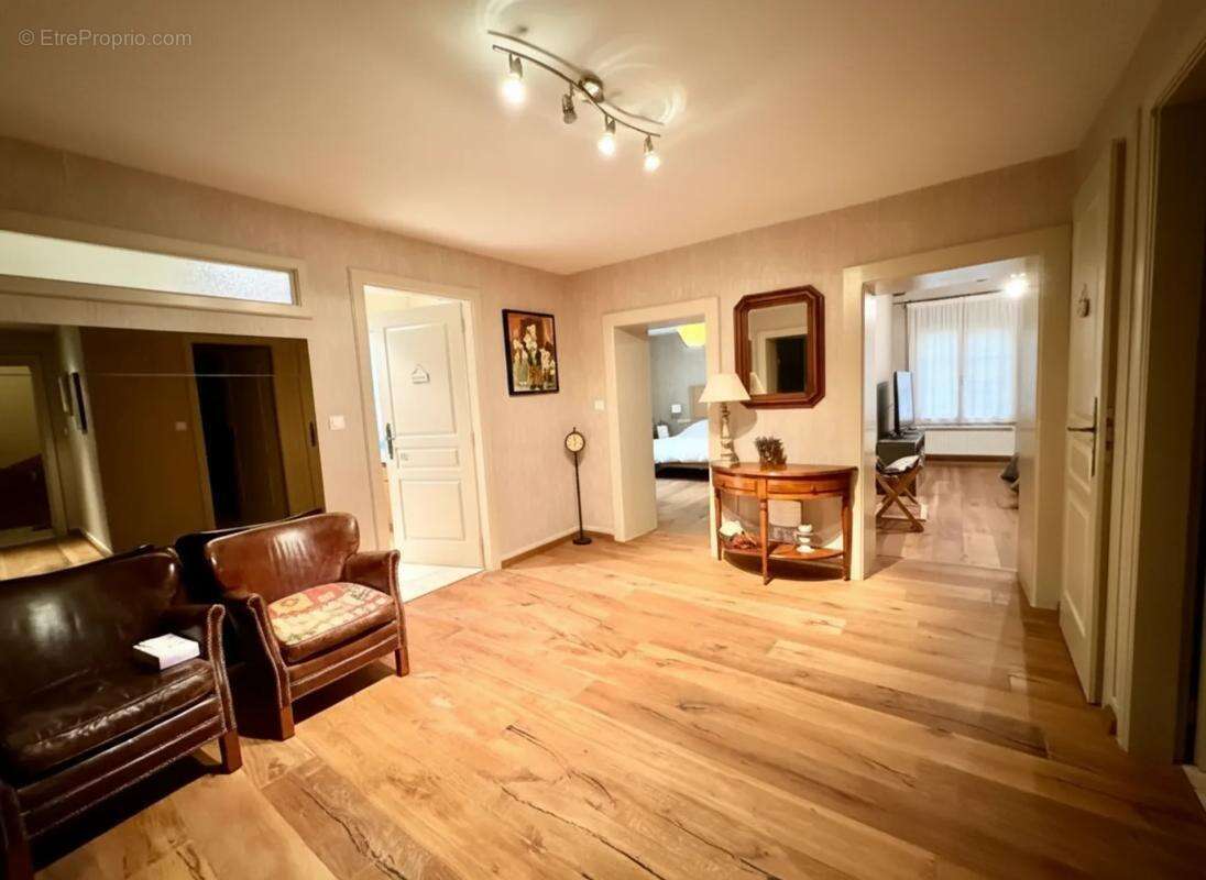 Grande maison 10 pièces à Voyer - photo 18