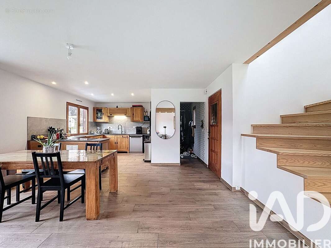 Maison 103 m² à Saint-Andre-De-Boege  - photo 3