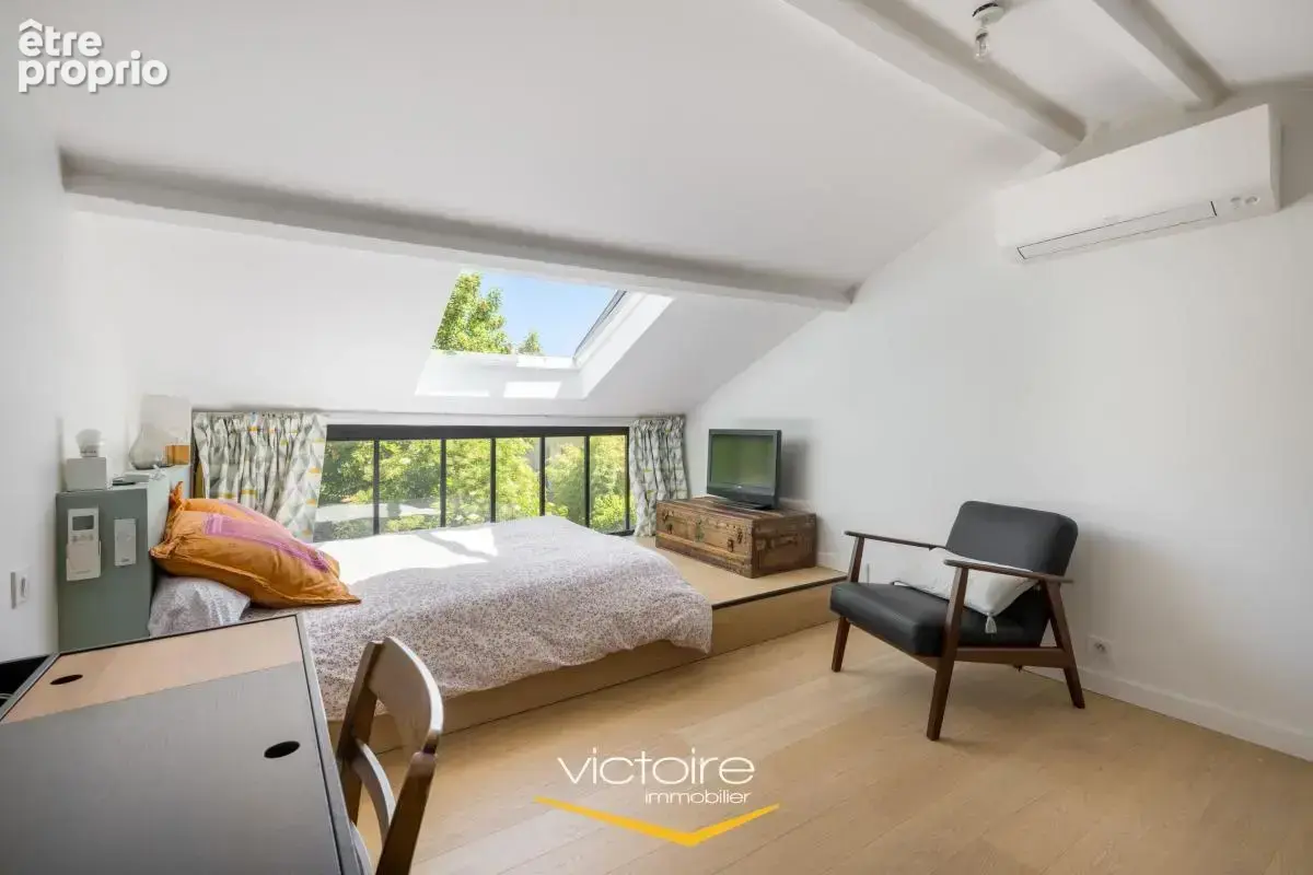 Magnifique maison rénovée avec dépendance au Coeur de Montchat - Coup de coeur assuré ! - photo 15