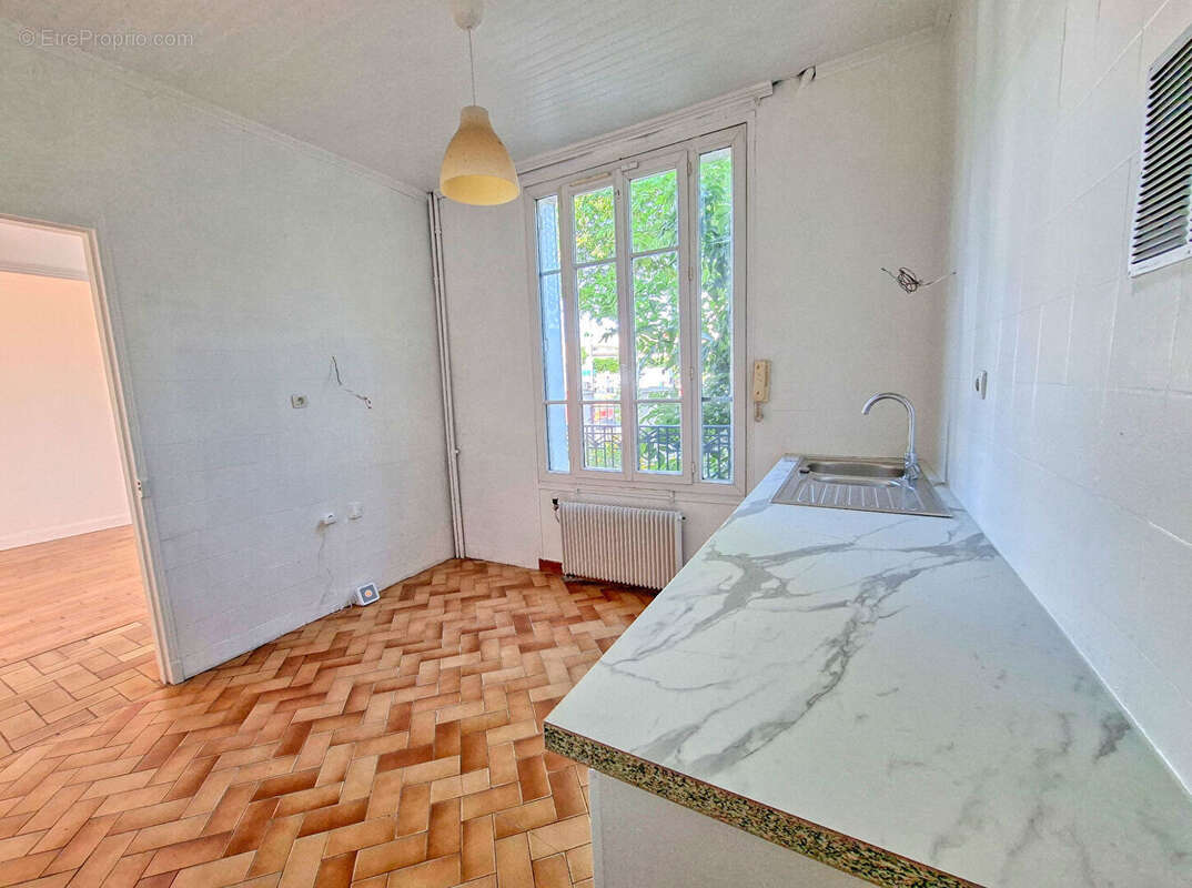 Antony Maison familiale de 152 m² habitables ? 5 chambres ? Garage ? Combles aménageables ? DPE D - photo 8