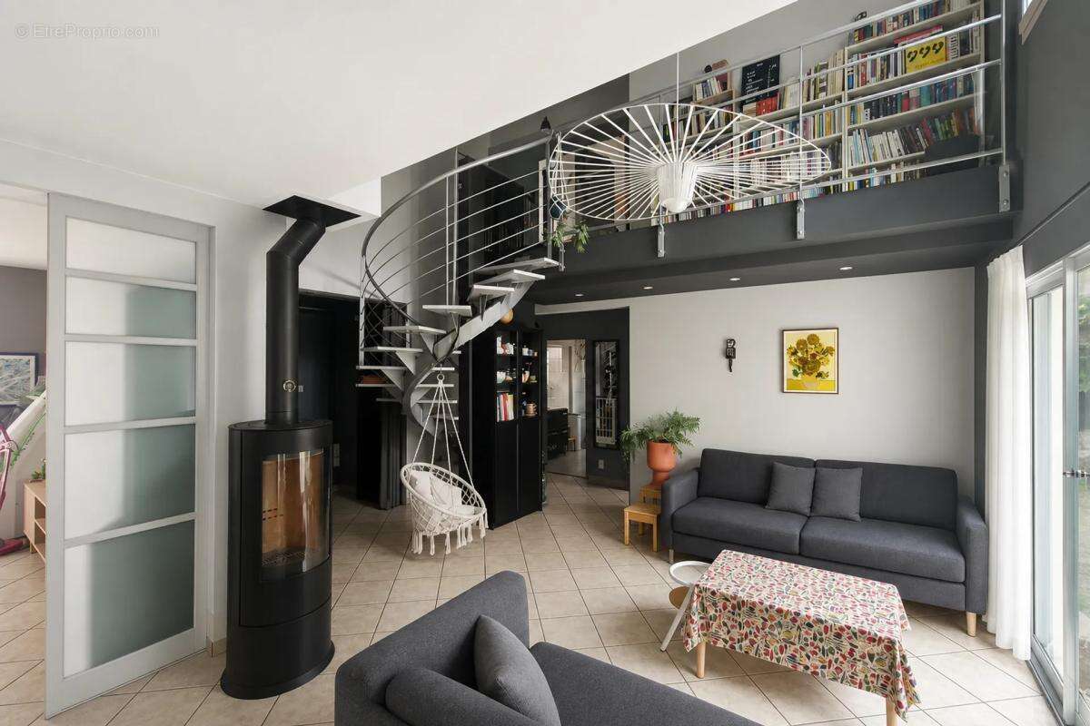 Maison à LA ROMAGNE
