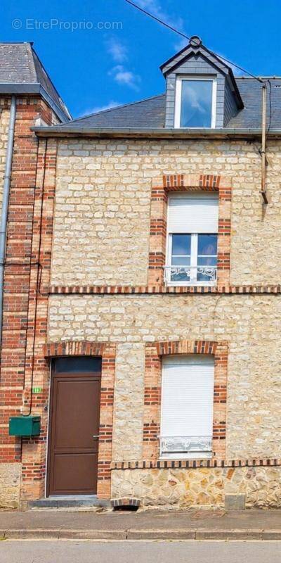 Maison à LA CHAPELLE-D'ANDAINE