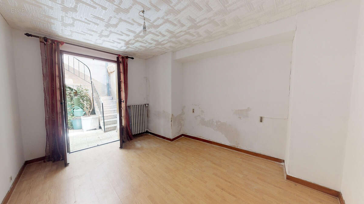 Maison à LE MONASTIER-SUR-GAZEILLE