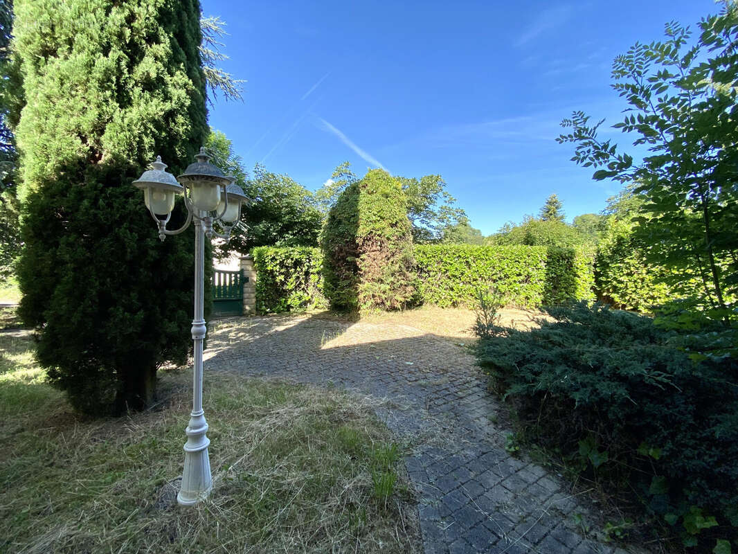 Maison à SAINT-VERAND