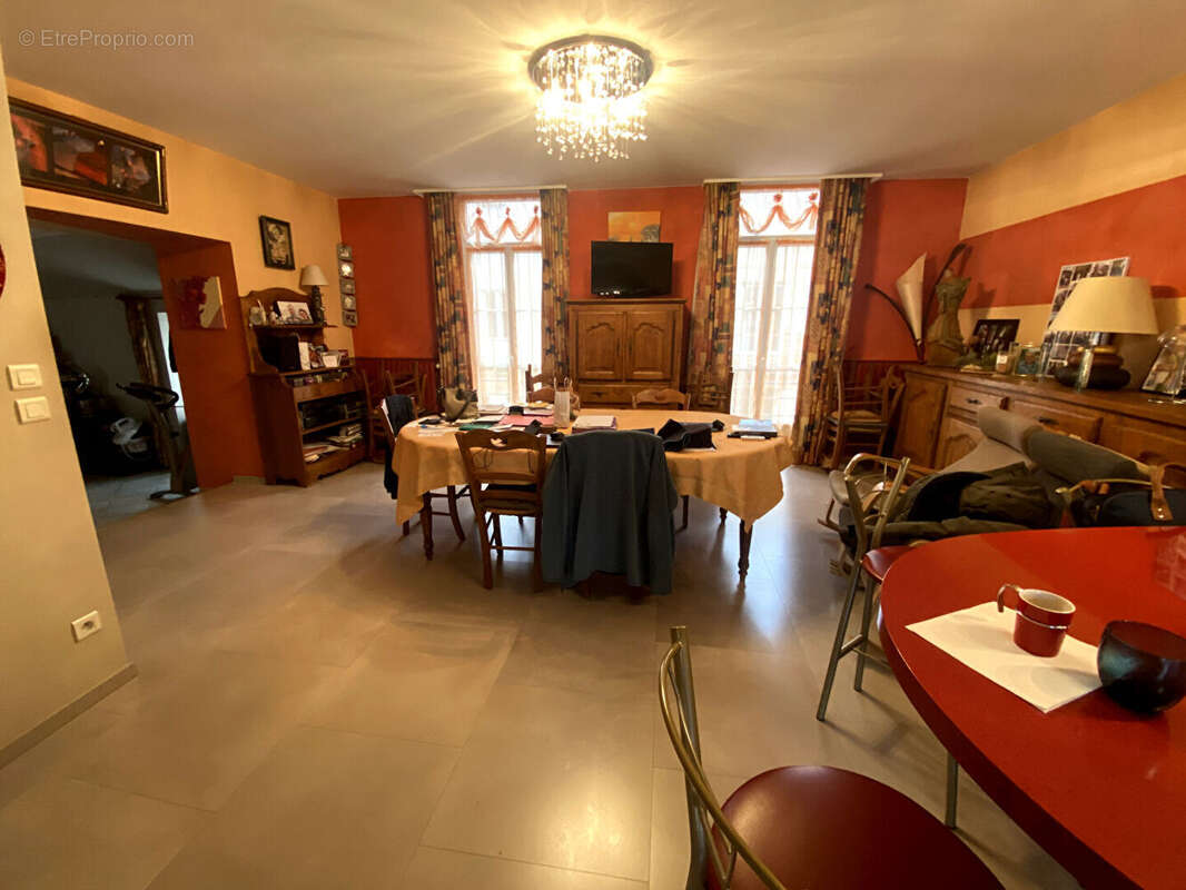 Appartement à CHAUFFAILLES