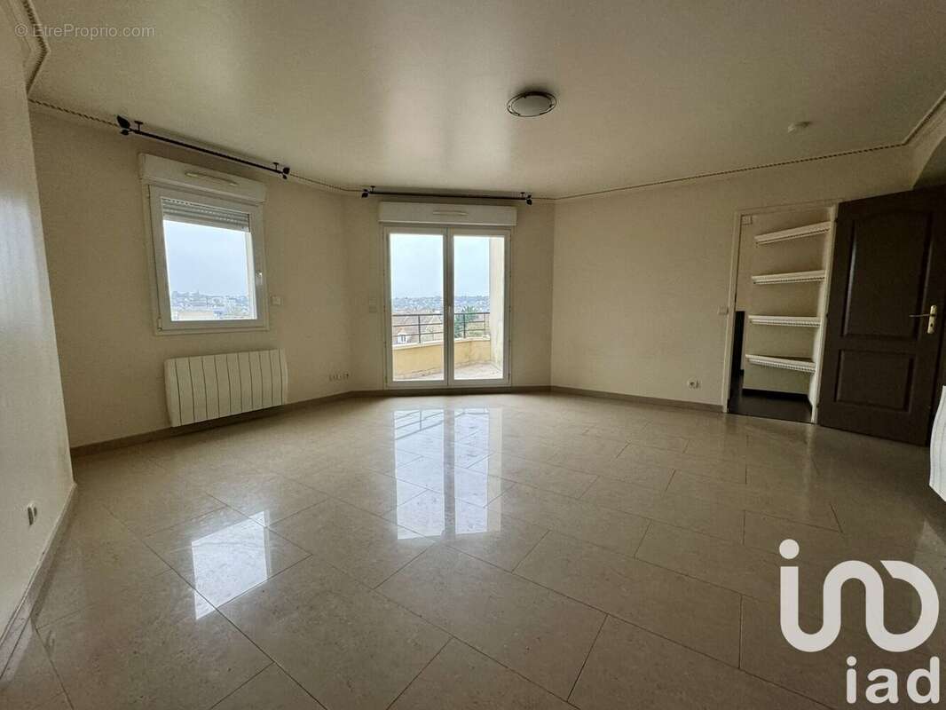 Photo 3 - Appartement à CORBEIL-ESSONNES