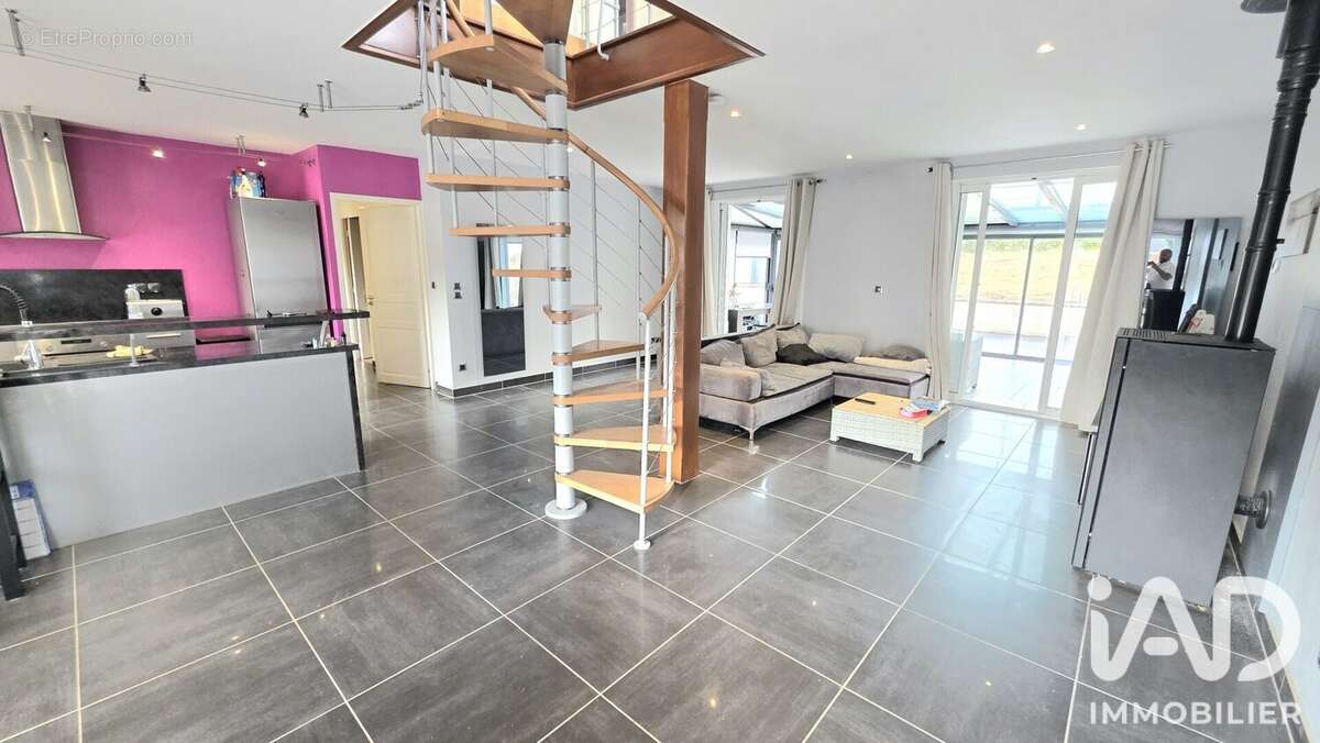 Maison 148 m² à Arc-En-Barrois  - photo 6