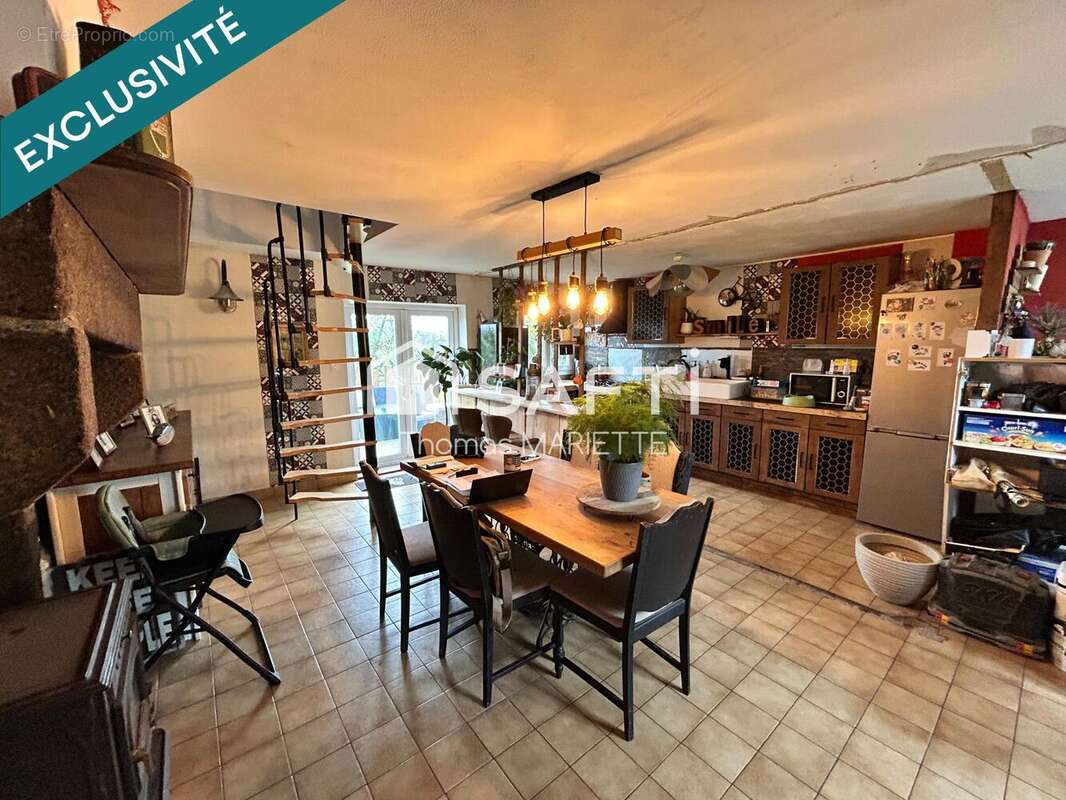 Photo 2 - Maison à LANDELLES-ET-COUPIGNY