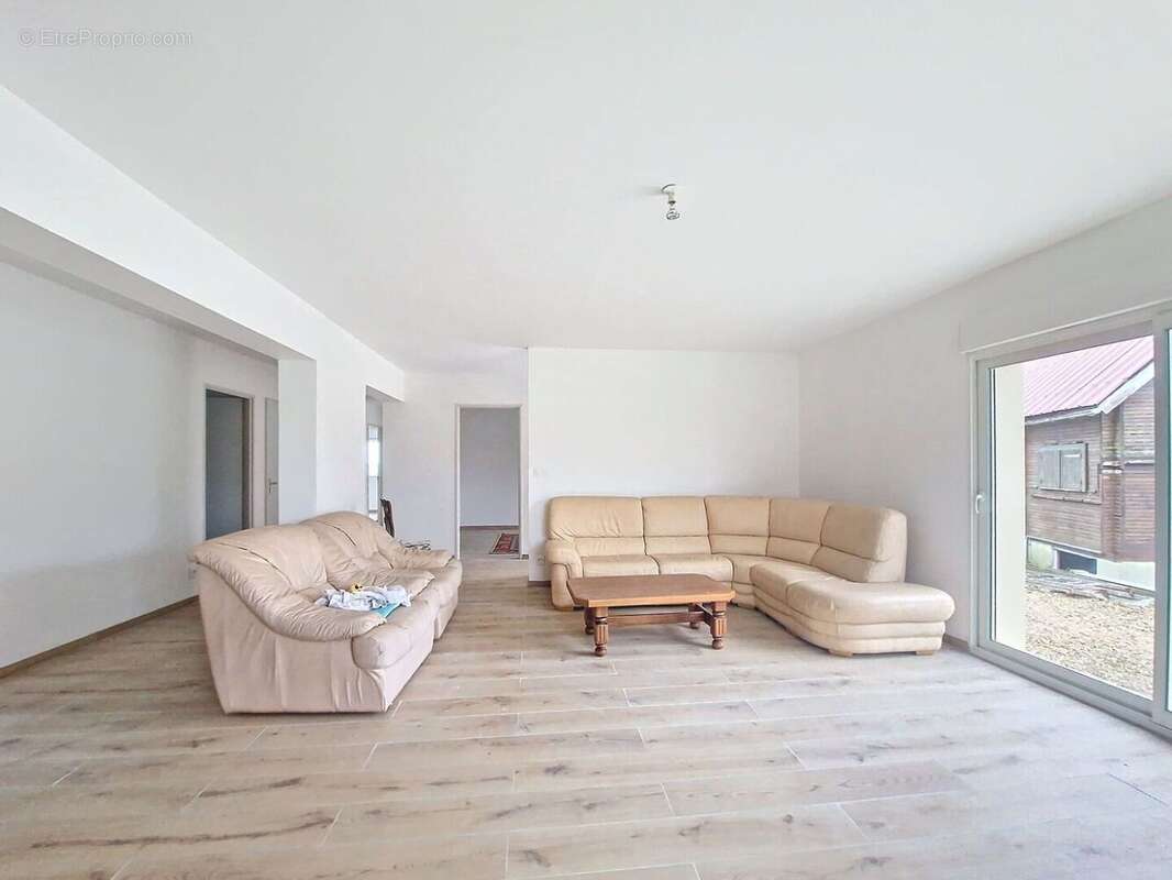 55894482c.jpg - Maison à ETREPAGNY