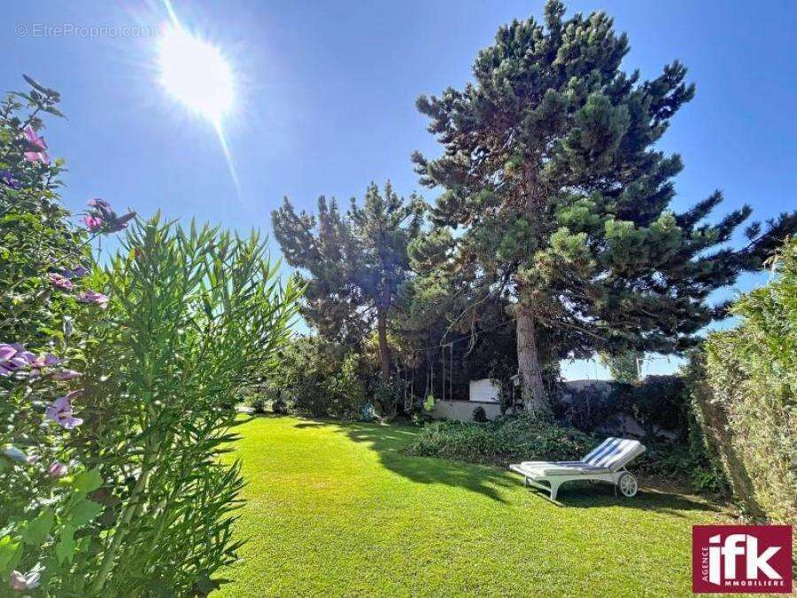 HORBOURG WIHR - Très belle Maison de 185 m² avec 4 chambres - Terrain de 8.35 ar - photo 8
