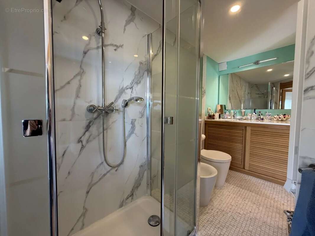 Appartement à ROQUEBRUNE-CAP-MARTIN
