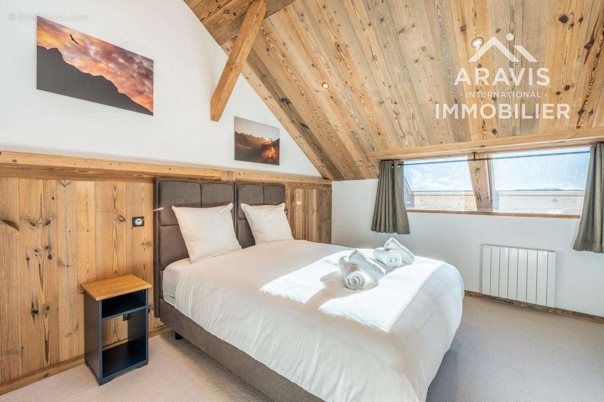 Appartement à LE PETIT-BORNAND-LES-GLIERES