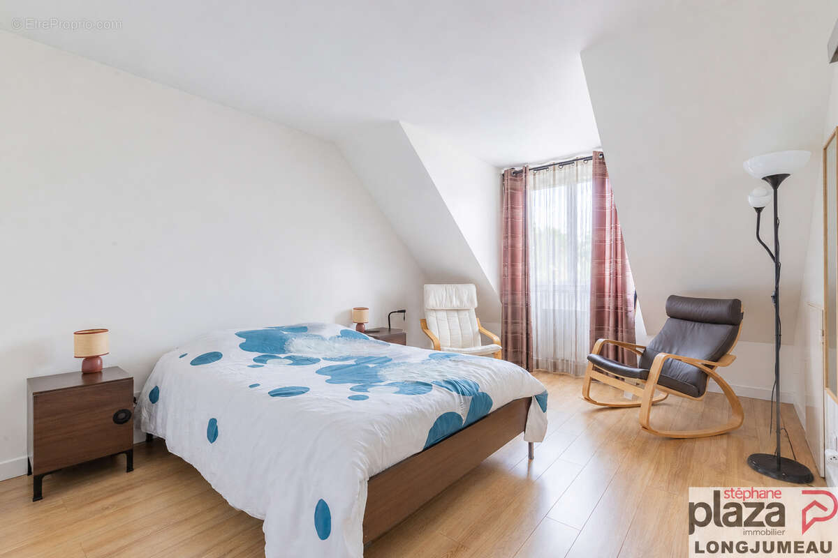 Maison au calme d'une impasse. - photo 10