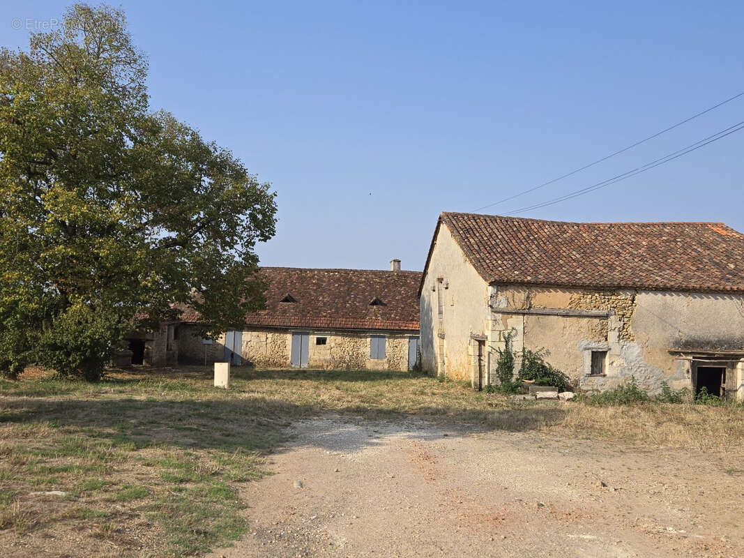 Maison à VILLAMBLARD