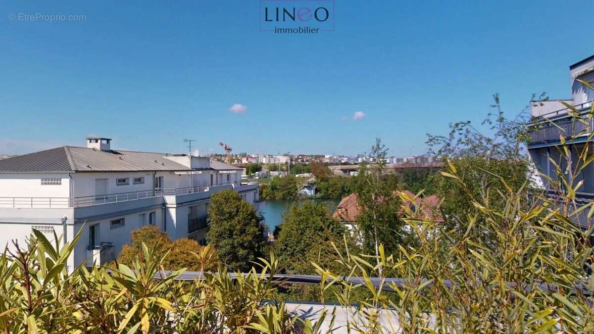 Appartement à CHOISY-LE-ROI