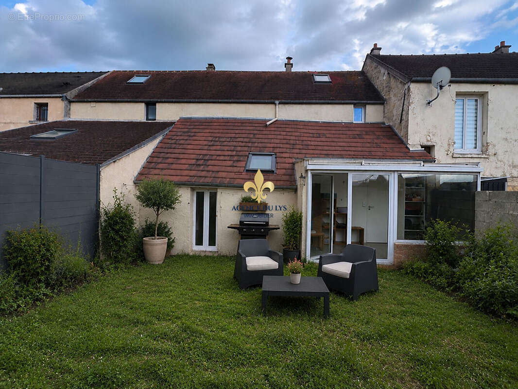 Maison à LAMORLAYE