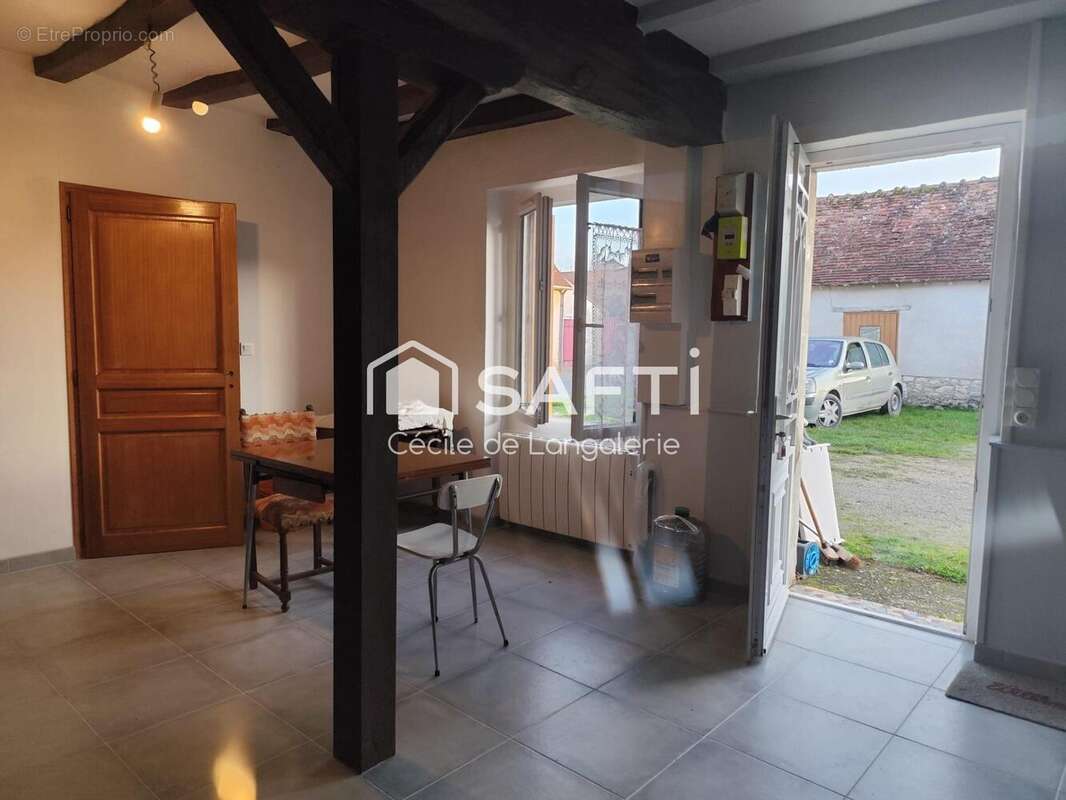 Photo 2 - Maison à MEZIERES-EN-BRENNE