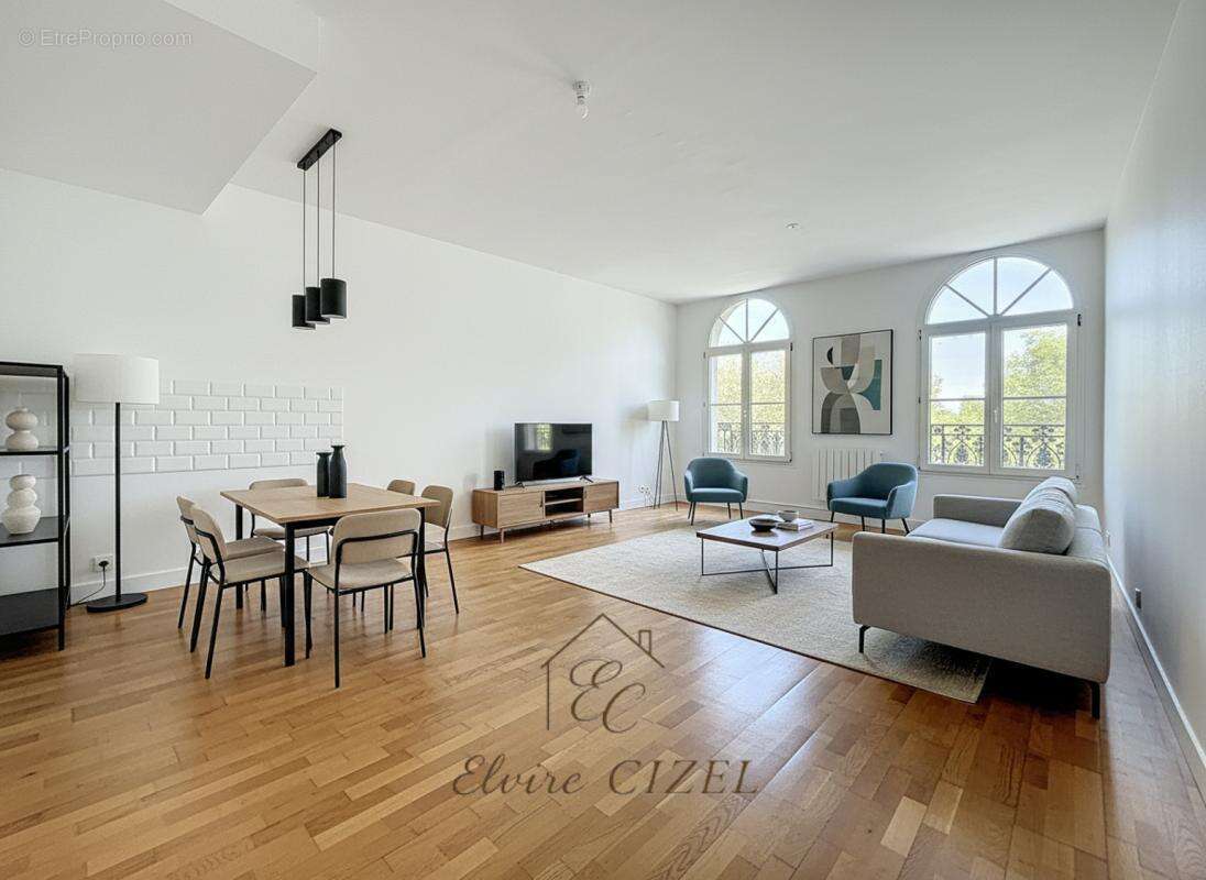 Appartement à MONTLOUIS-SUR-LOIRE