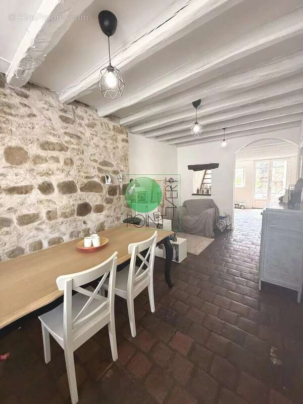 Maison à BALLANCOURT-SUR-ESSONNE