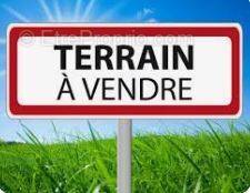 Terrain à VAL-D'IZE
