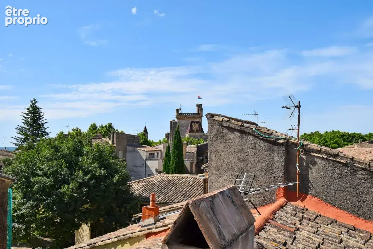 Centre d'Uzès, beau duplex rénové et climatisé - photo 7