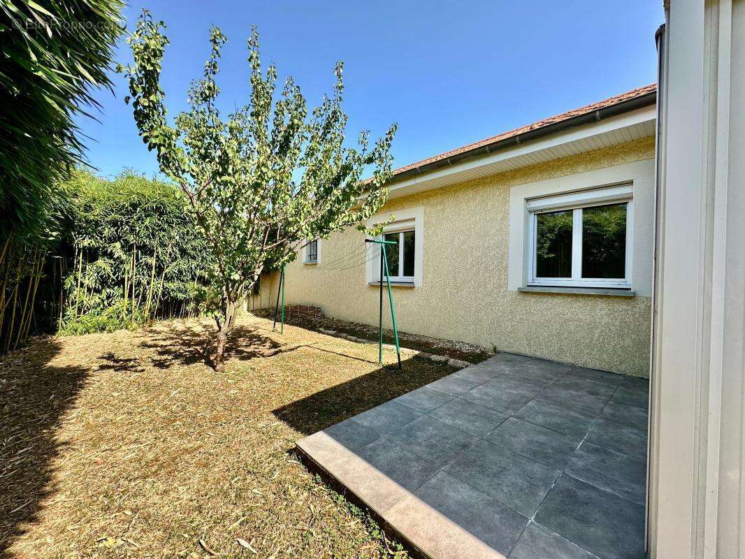 Maison Contemporaine de 118 m² sur une parcelle de 600M² – Haute Technologie & Clé en main – La Verpillière - photo 3