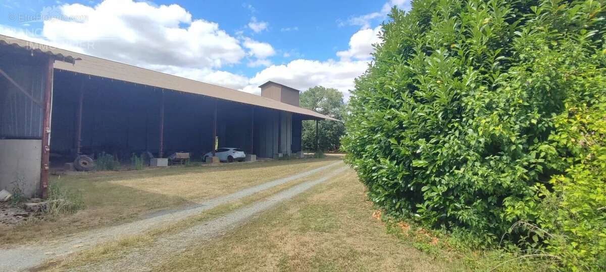 Maison à PERS-EN-GATINAIS