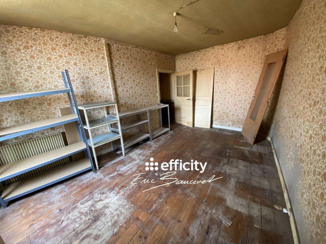 Maison 60 m² à Parthenay  - photo 19