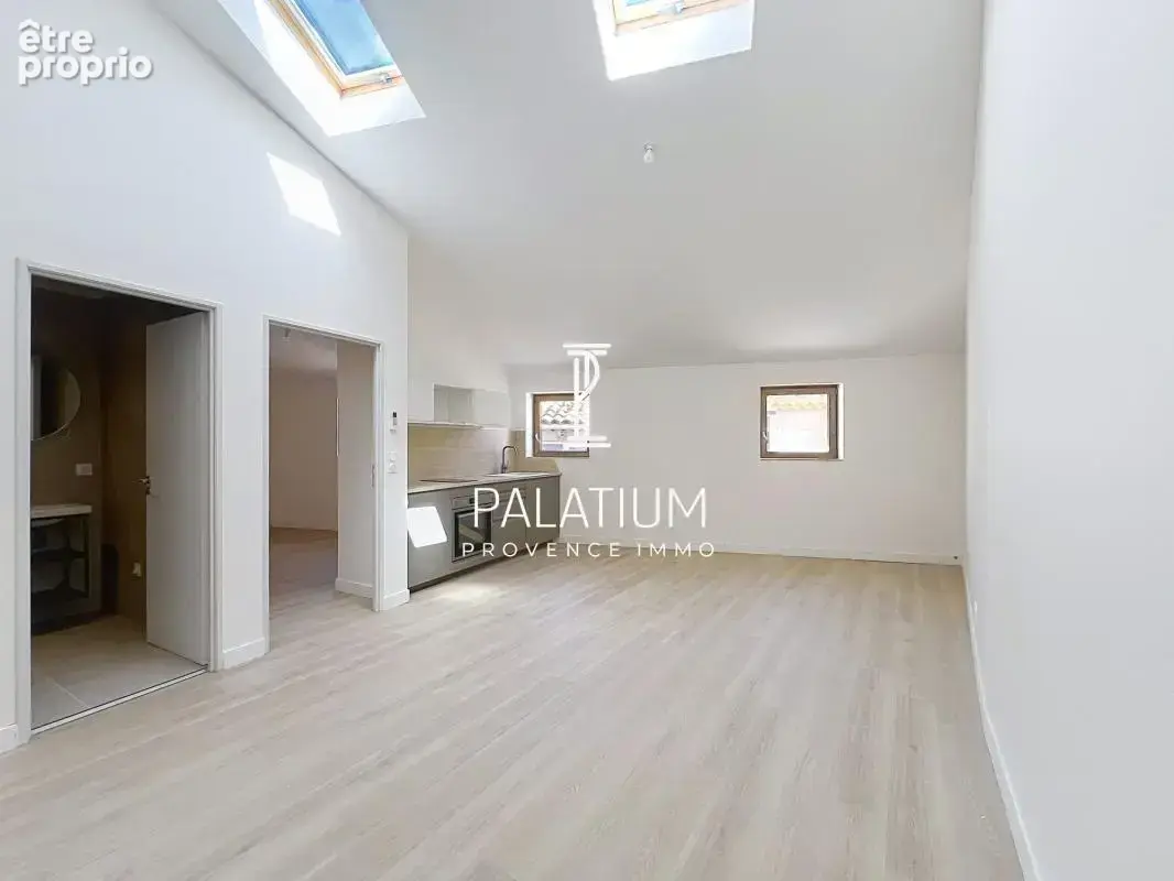 Appartement T3 de 57 m² – Cœur de Trets, résidence confidentielle - photo 7