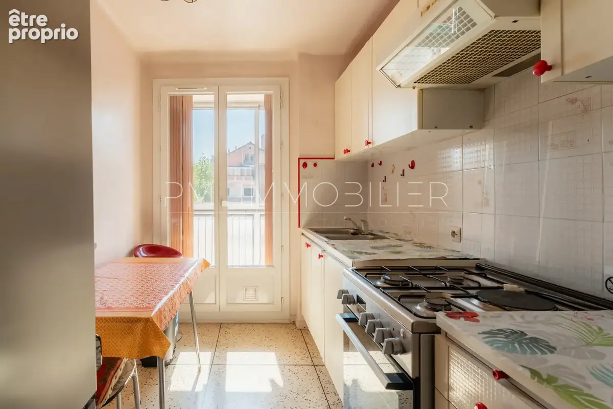 Appartement 75 m² à Marseille-13e  - photo 6