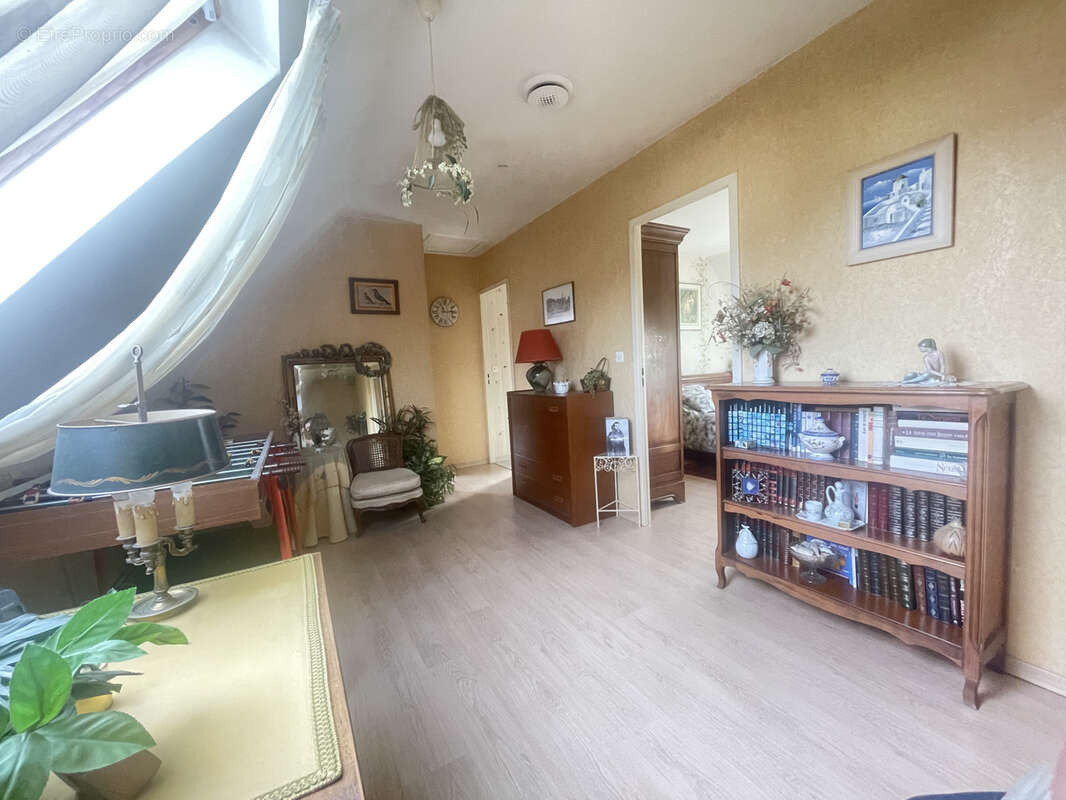 Maison à NOTRE-DAME-DE-BONDEVILLE