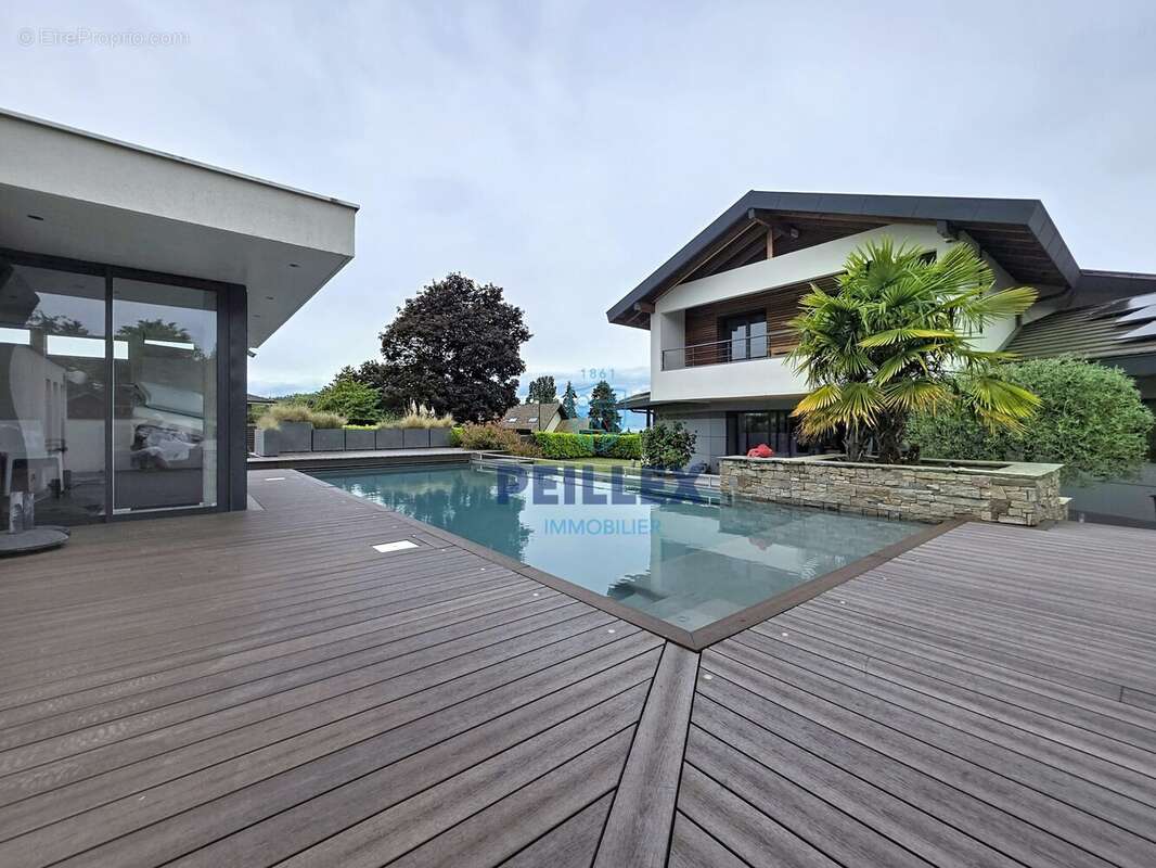 Maison à ANTHY-SUR-LEMAN