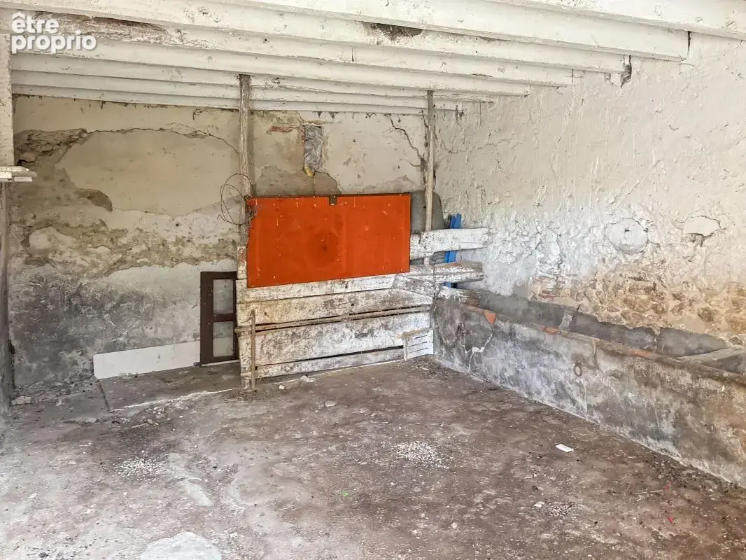 A SAISIR - Bien à fort potentiel - Spécial Rénovation ! - photo 19