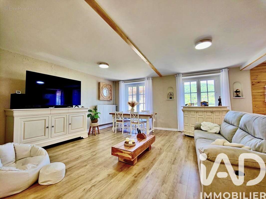 Maison 190 m² à Pailhares  - photo 3