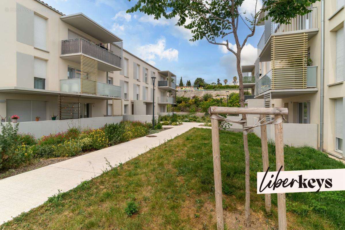 Appartement à PORT-DE-BOUC